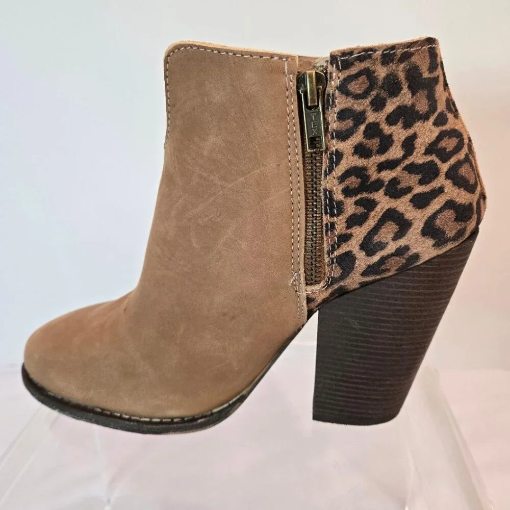 STERLING RIVER Forge Suede Camel/Leopard Rounded Ankle Boots Sz: 9.5
